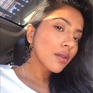 Meet your Posher, Brenda